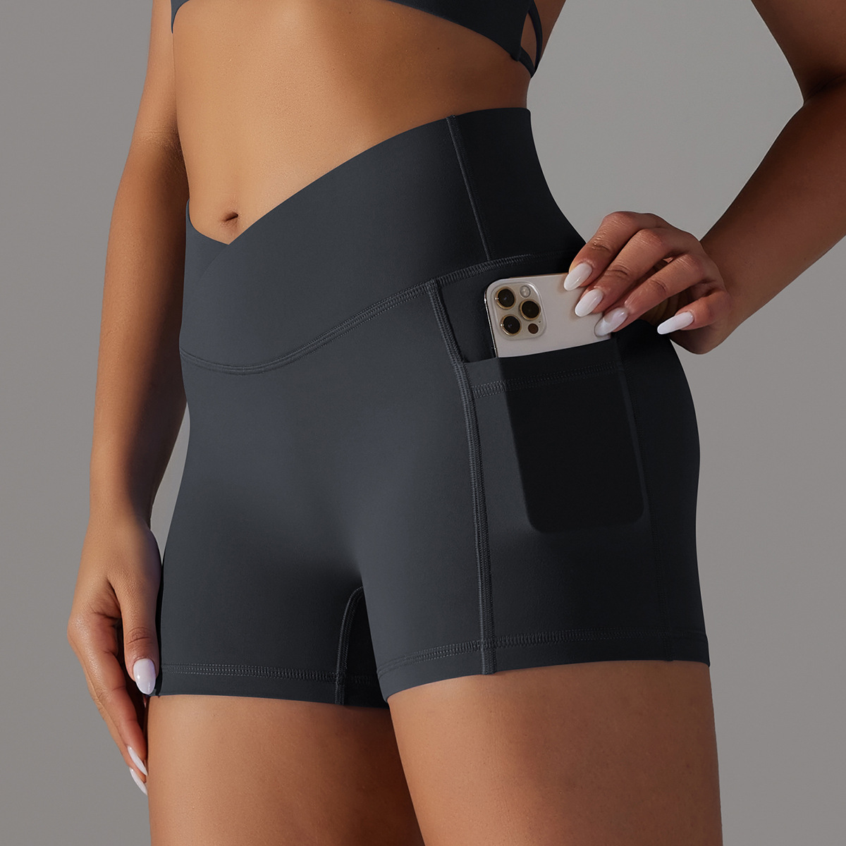 Pocket Yoga Shorts — Black